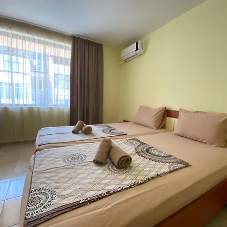 деника Vendégház Szozopol